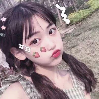 娱乐吃瓜酱女生被要微信,女生被要微信，揭秘明星社交幕后故事